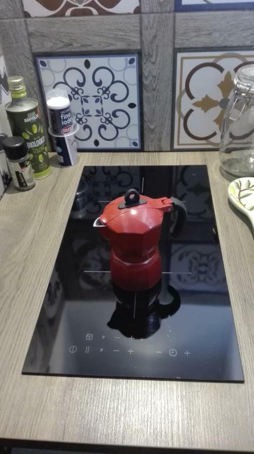 Mina'S Place نابولي المظهر الخارجي الصورة